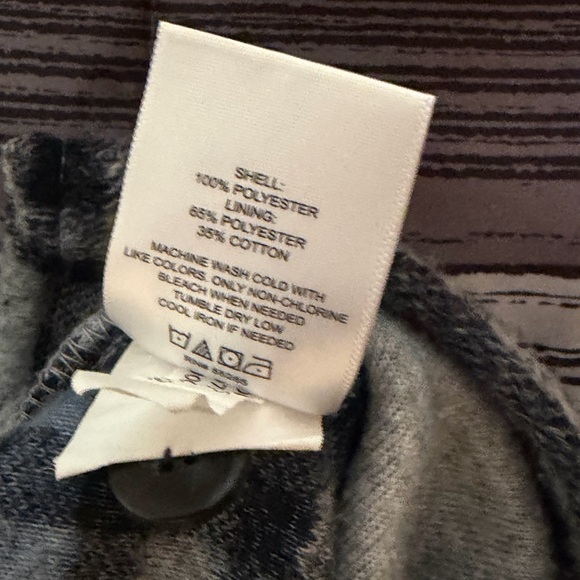 Express Men's Black and Gray Plaid Shirt Jacket - Picture 7 of 9